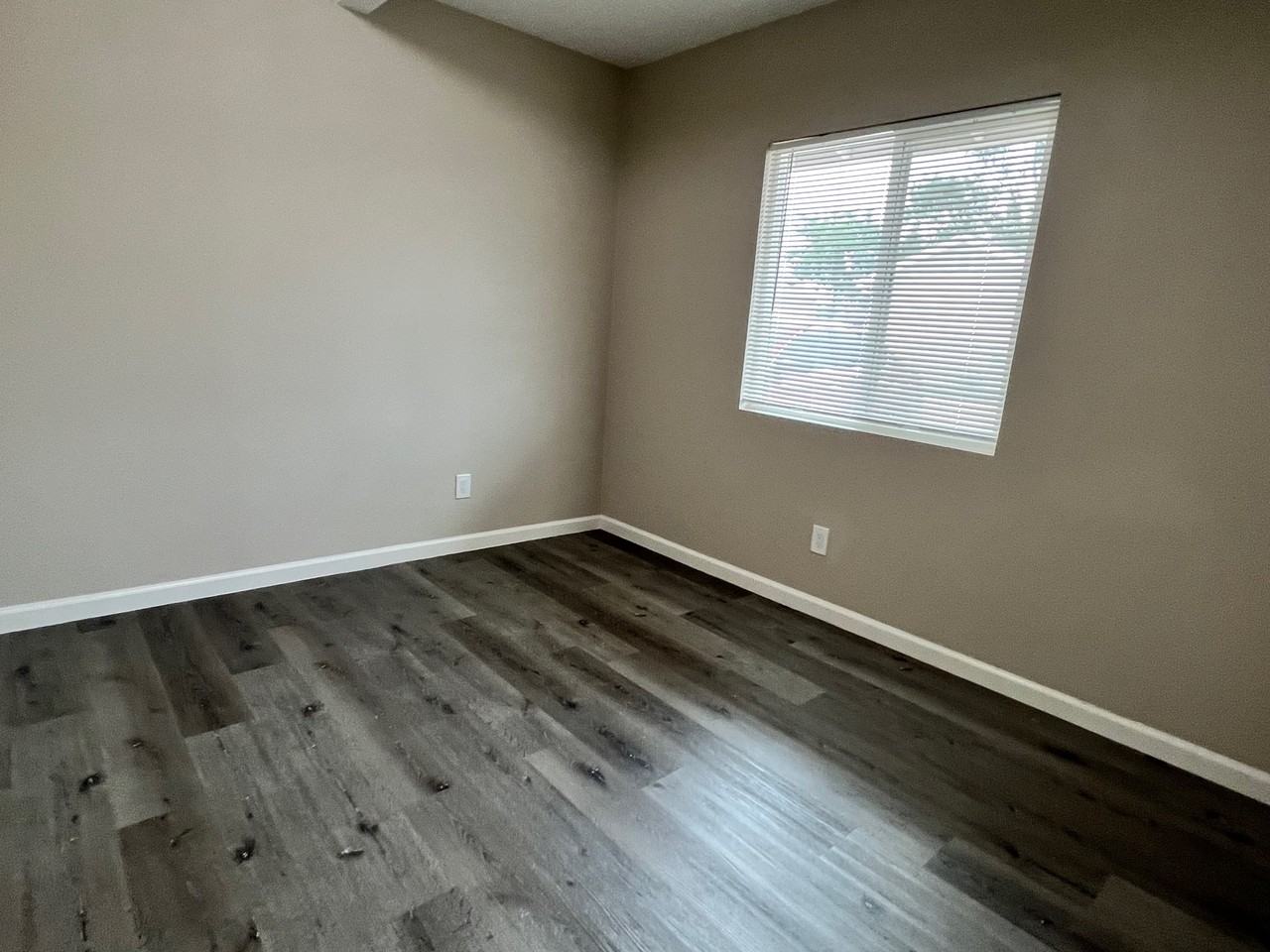 4674 Fleming Way #B - Photo 7 of 7