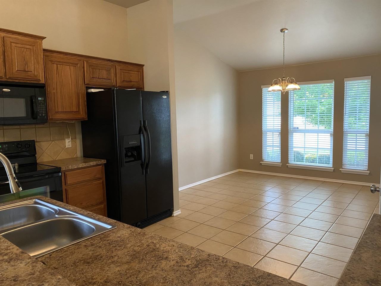 18101 Viento Dr #1 - Photo 7 of 20