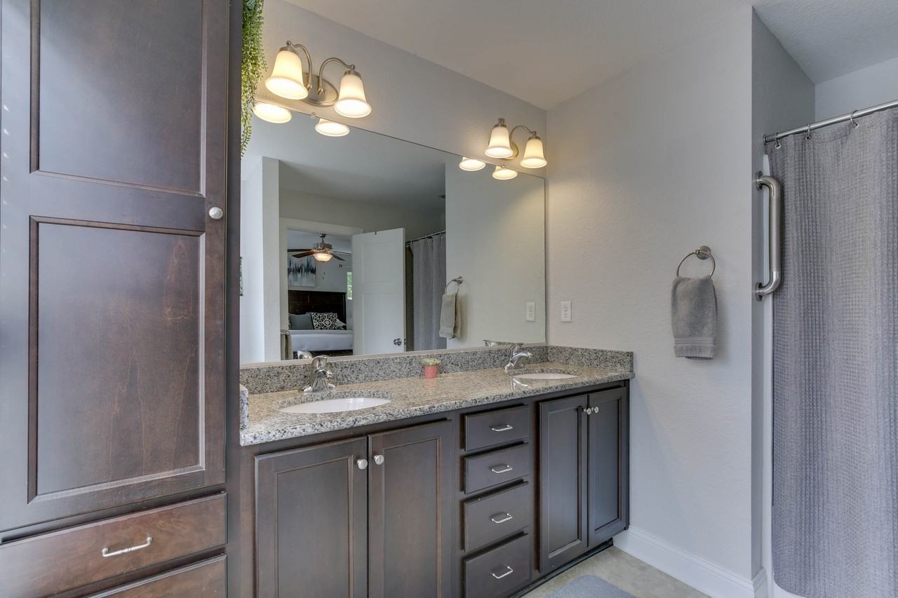 113 Bedford Pl #1 - Photo 7 of 11