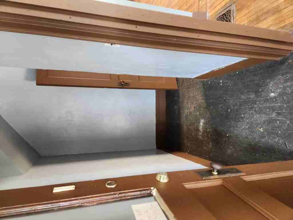 262 Breckenridge St Lowr - Photo 2 of 10