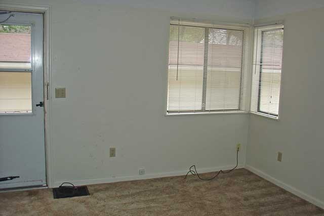 609 Howard Ave #4 - Photo 2 of 8