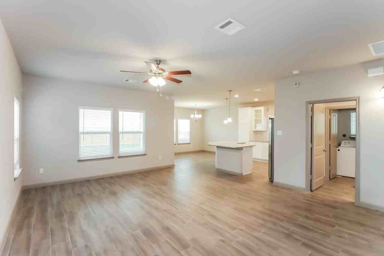 7915 Cypress Country Dr - Photo 2 of 22