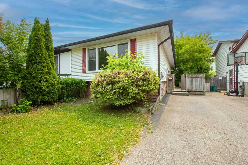 34 Bula Dr, St. Catharines, ON L2N 6R6 4 Bedroom House for 2,595/month