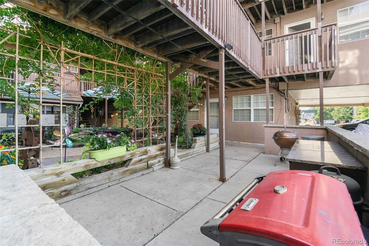 5873 S Prince St - Photo 3 of 12