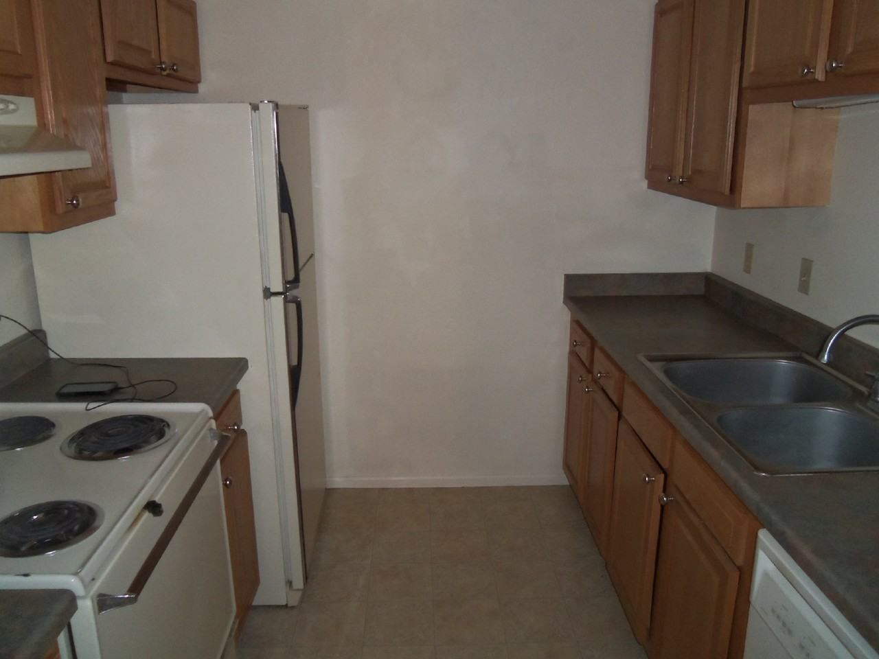 5873 S Prince St - Photo 6 of 12