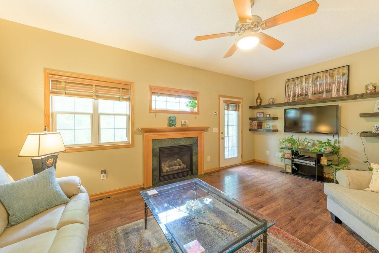 3731 Livingston Ave - Photo 2 of 32