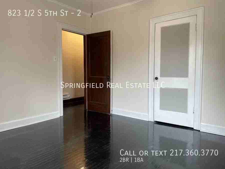 823 1/2 S 5th St #2 - Photo 3 of 14