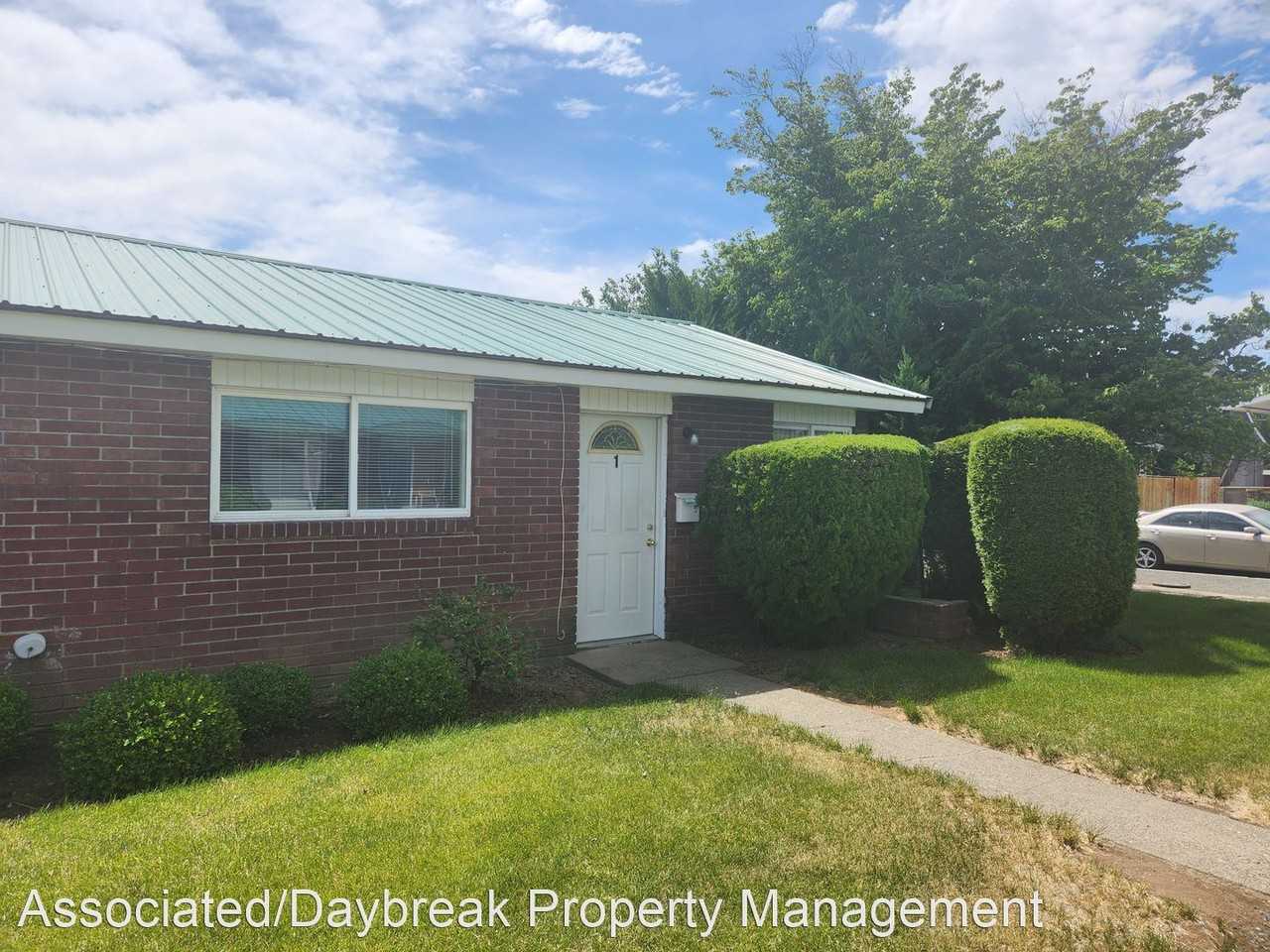 313 S 8th Ave, Yakima, WA 98902, USA 4 unit Rentals Zumper