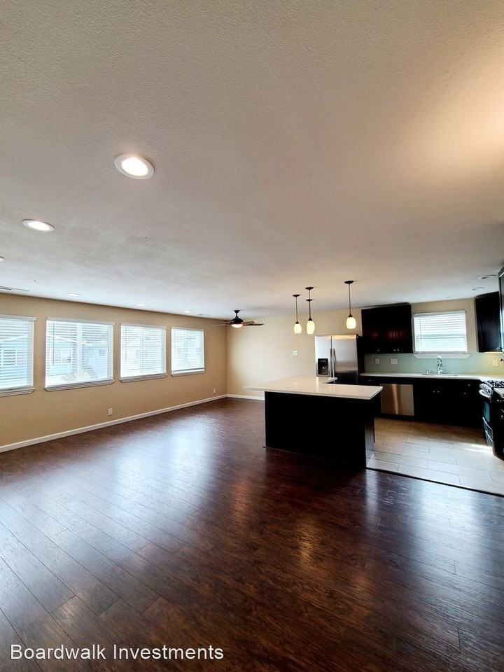 19 Brookhaven Ct - Photo 2 of 15