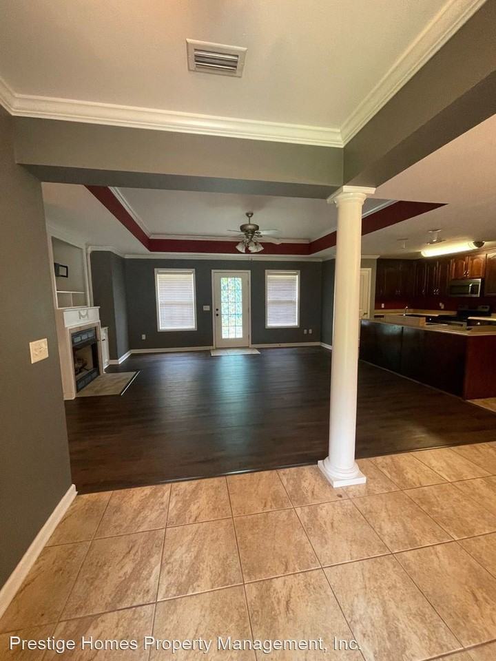 228 Cedar Grove Ln - Photo 3 of 23