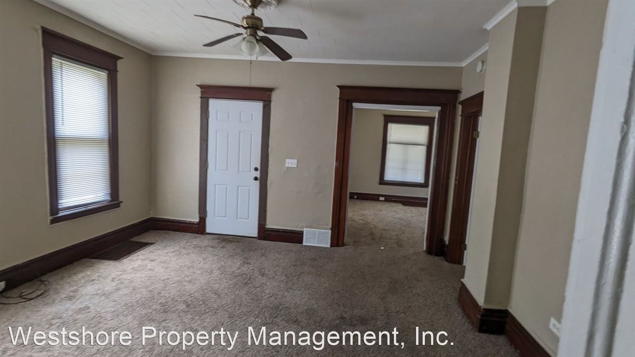 668 Amity Ave. - Photo 3 of 6