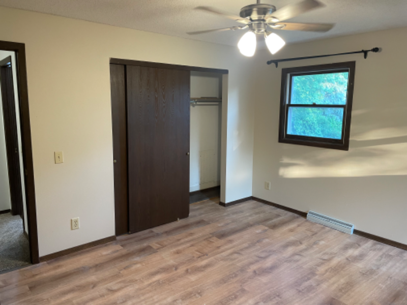 5217 Trafalger Pl - Photo 2 of 10