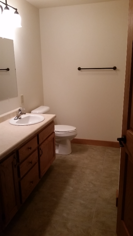 114 Vine St - Photo 2 of 14