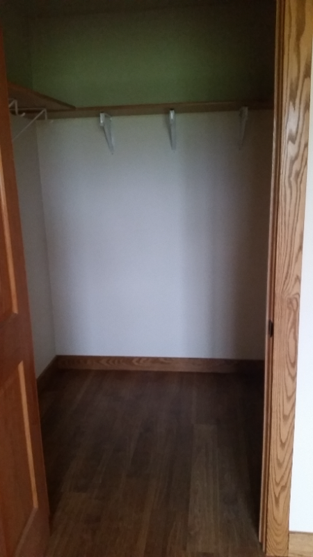 114 Vine St - Photo 3 of 14