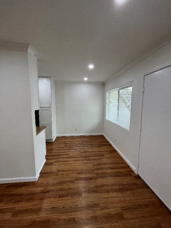 3911 Oregon St #5 - Photo 4 of 11