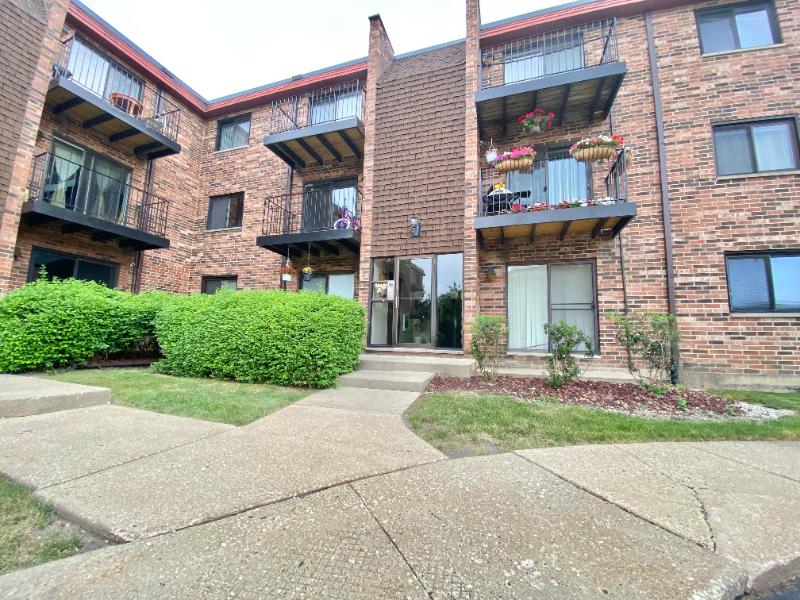 1791 W Algonquin Rd #2A - Photo 2 of 12