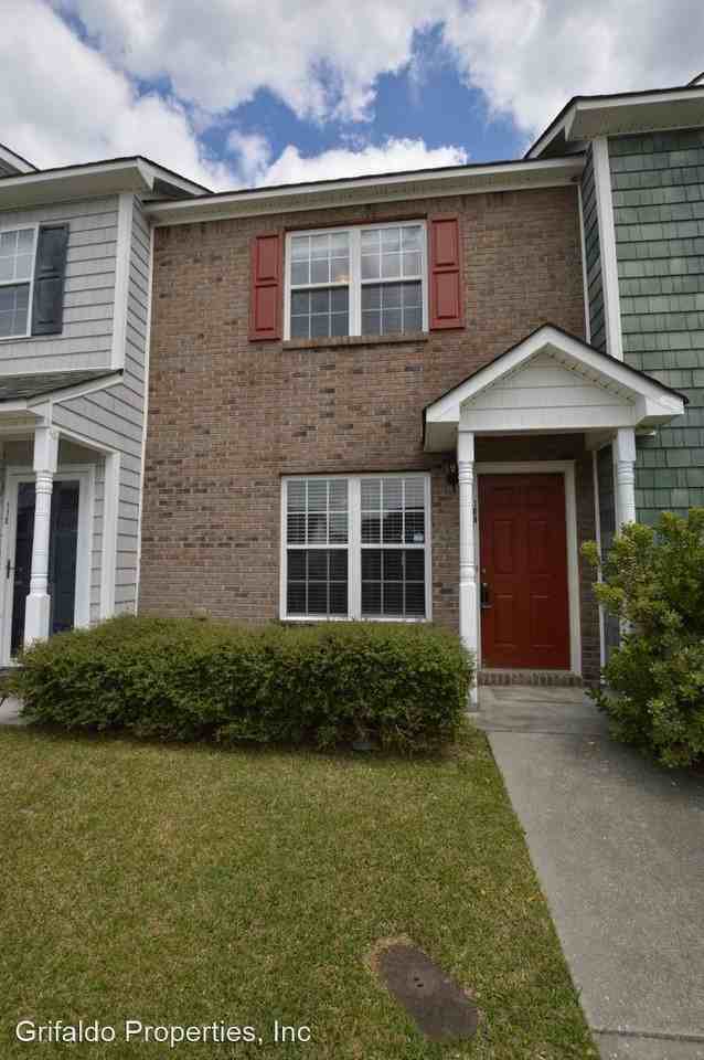 108 Ashwood Dr - Photo 2 of 17