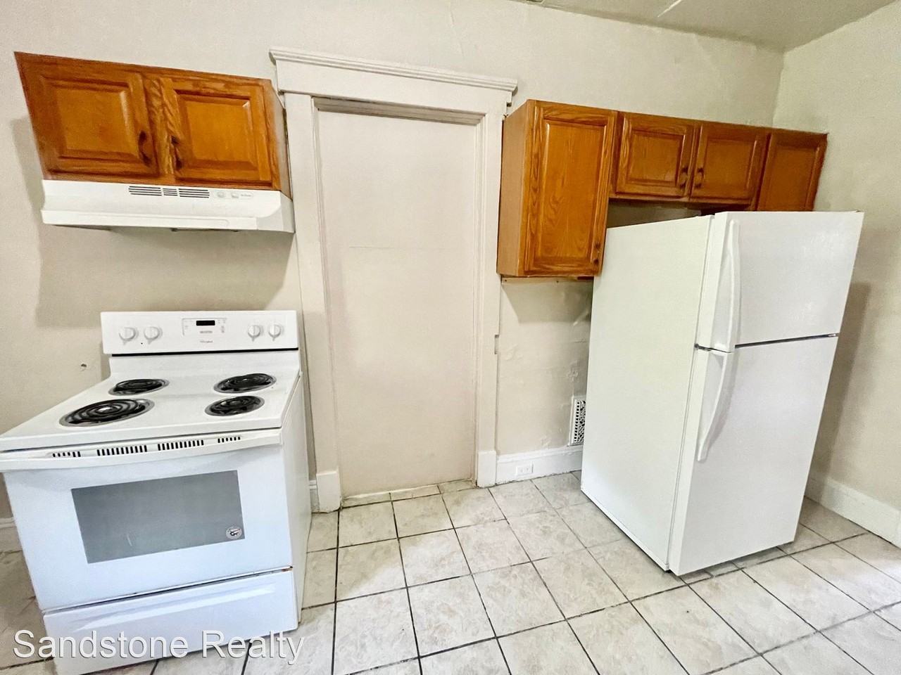 1772 - 1774 E 32nd St - Photo 3 of 19