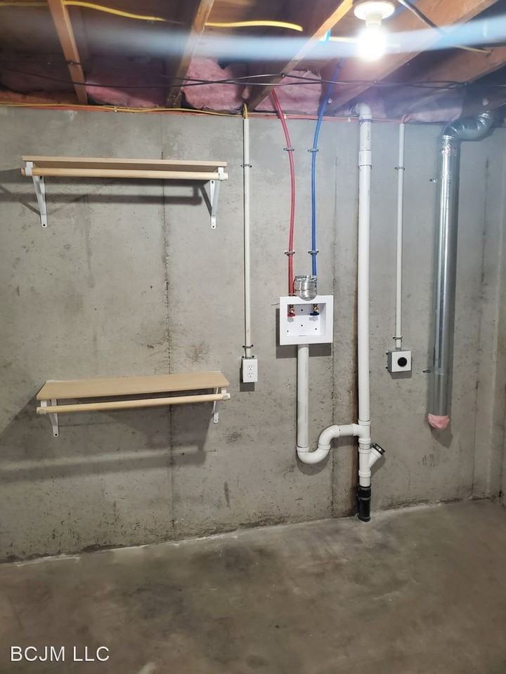 211 Nw 62nd Ter - Photo 2 of 12
