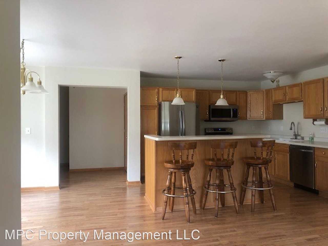 609 Park Dr - Photo 2 of 22