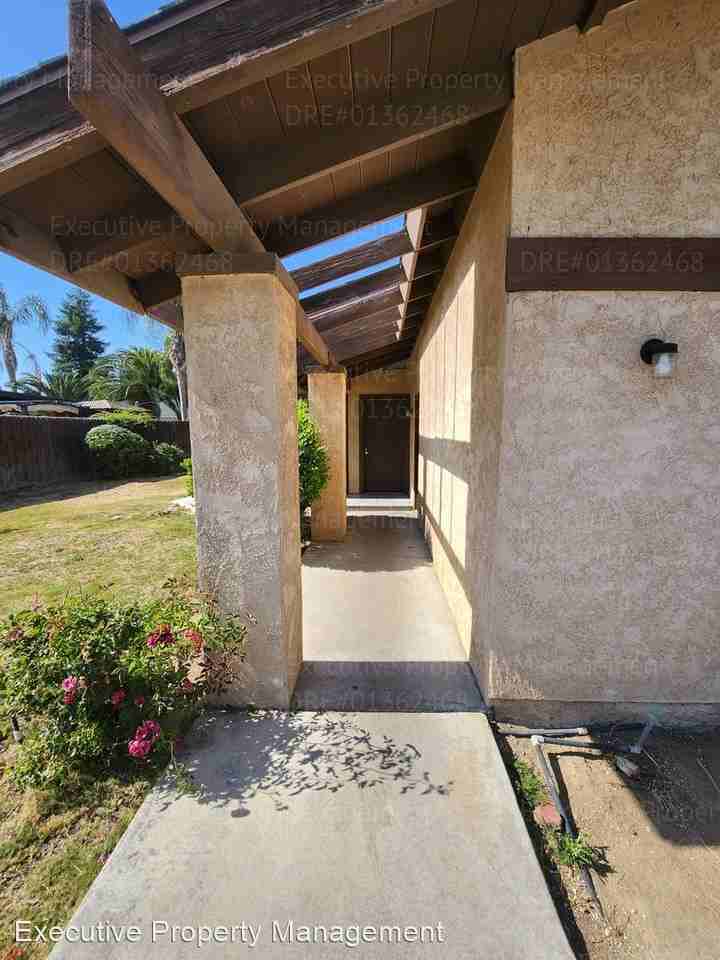 6600 Terrebonne Ct - Photo 2 of 20