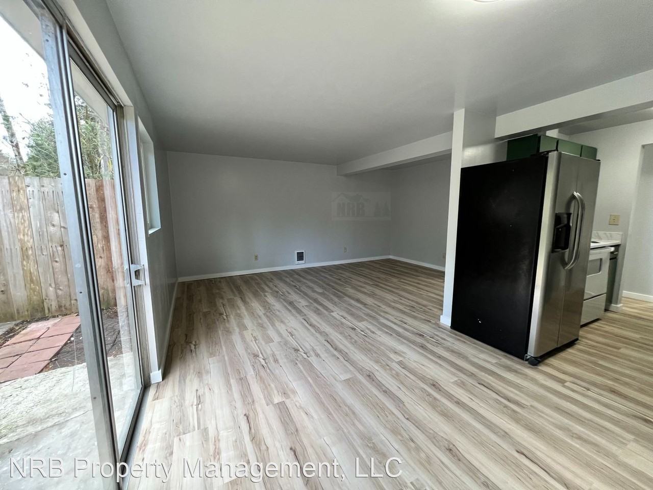 6315-6321 151st St NW - Photo 3 of 13