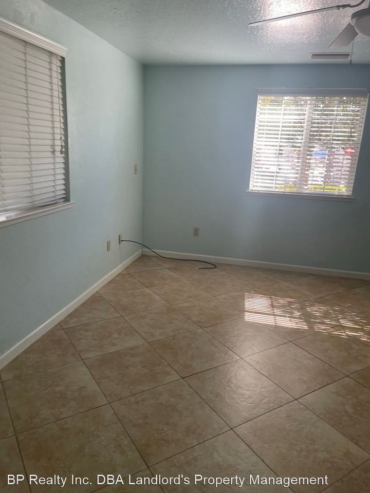 4540 Arnold Rd - Photo 3 of 9