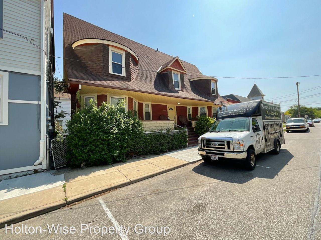 12705 Thrush Street Apartments 12705 Thrush St, Lakewood, OH 44107