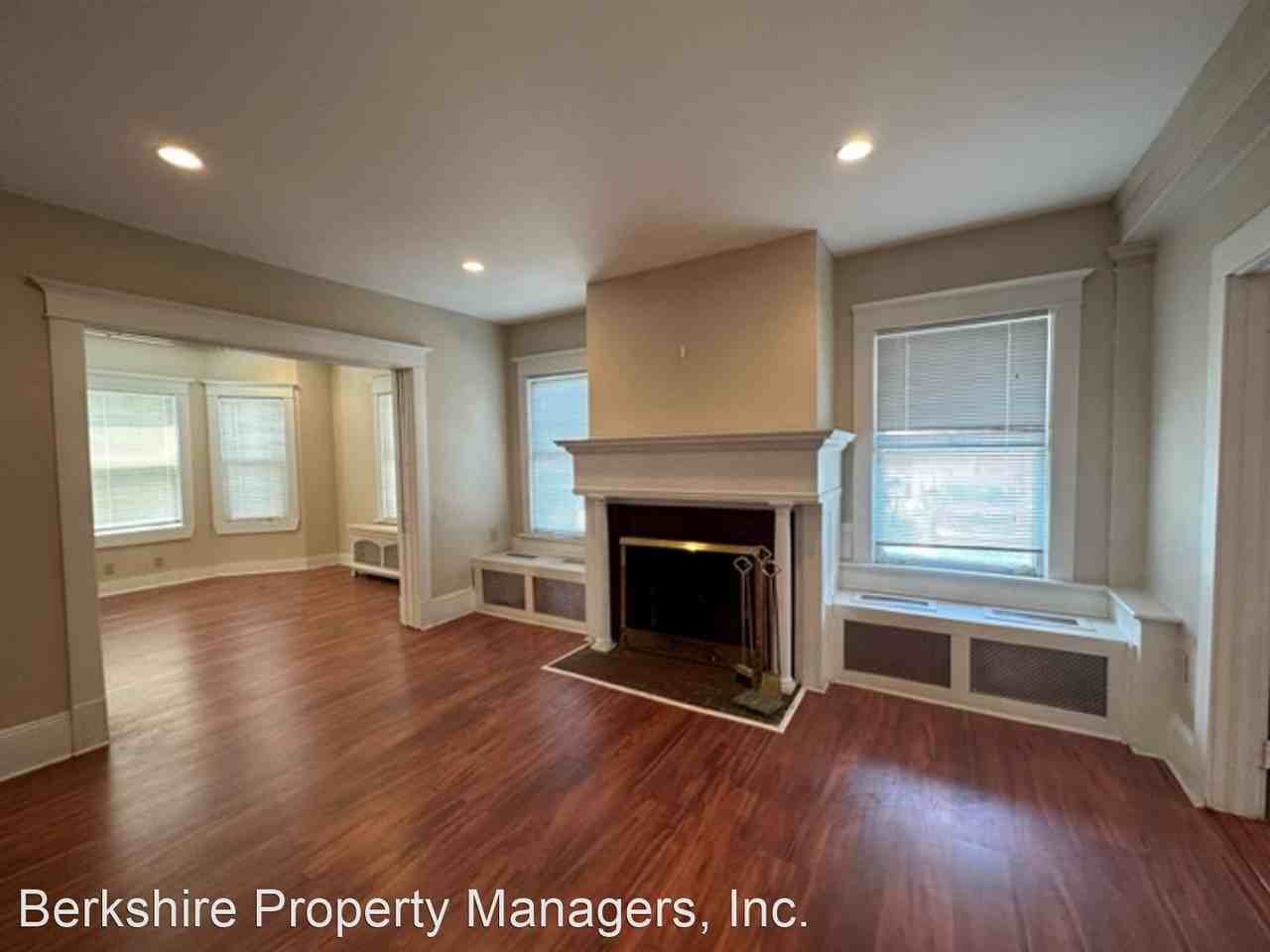 17 East Housatonic Street - Photo 2 of 2