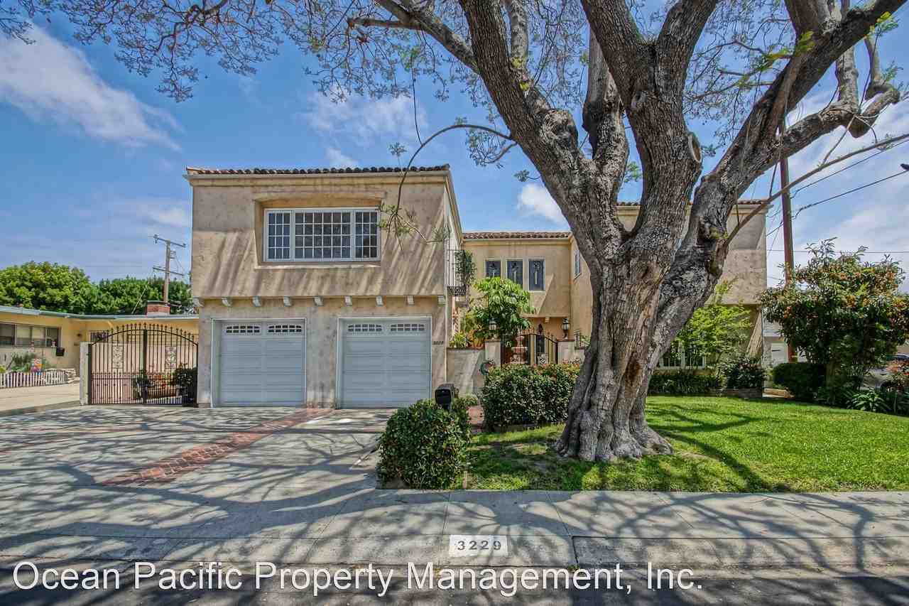 3229 Raintree Ave - Photo 3 of 50