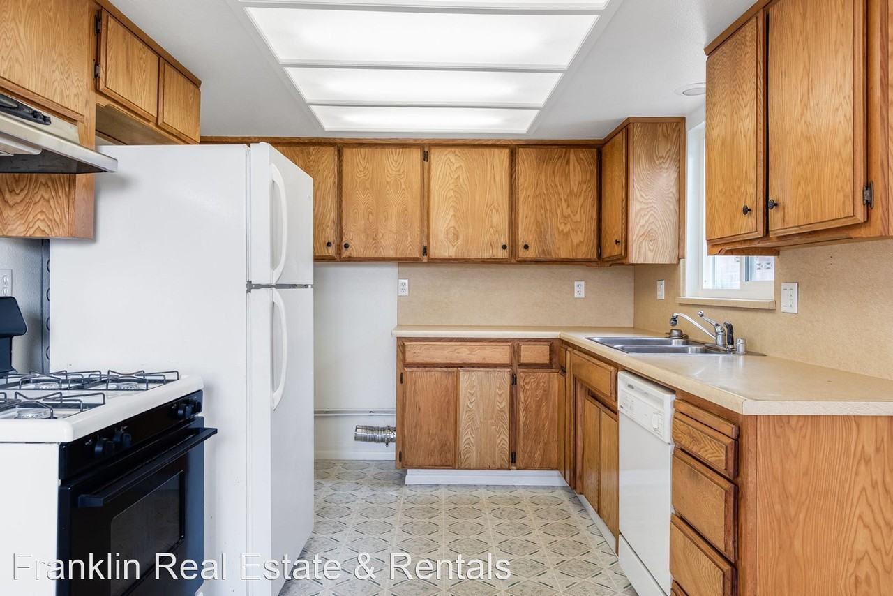 430 Estero Ave - Photo 3 of 6