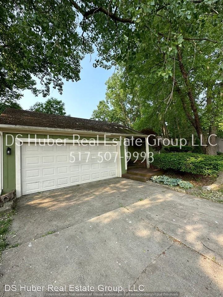 5639 Remington Way - Photo 3 of 20