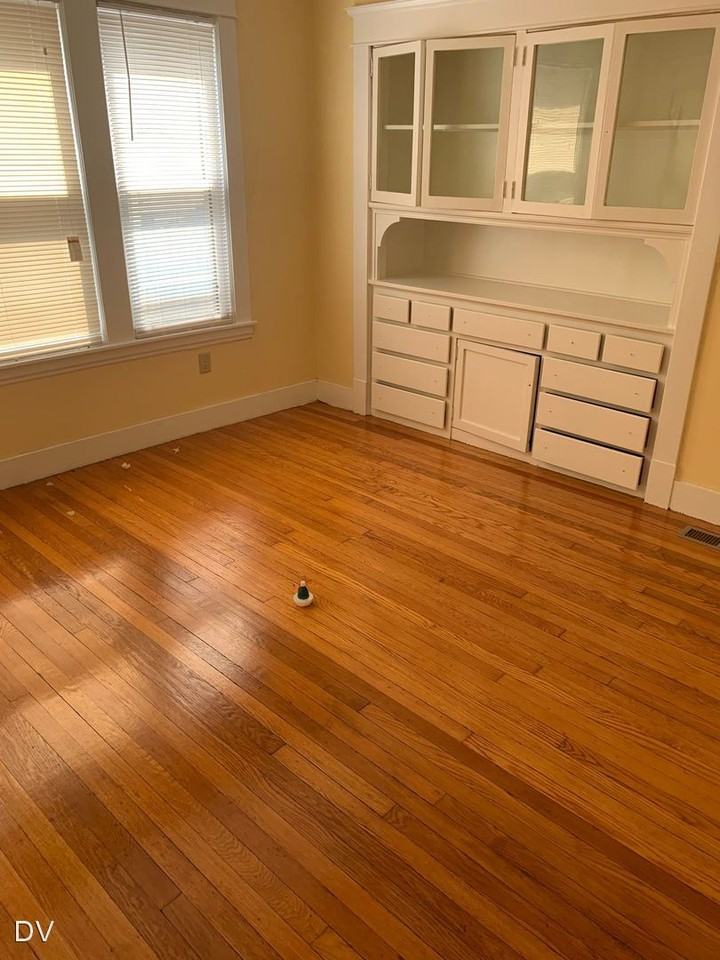 20 Scott St #1 - Photo 2 of 6
