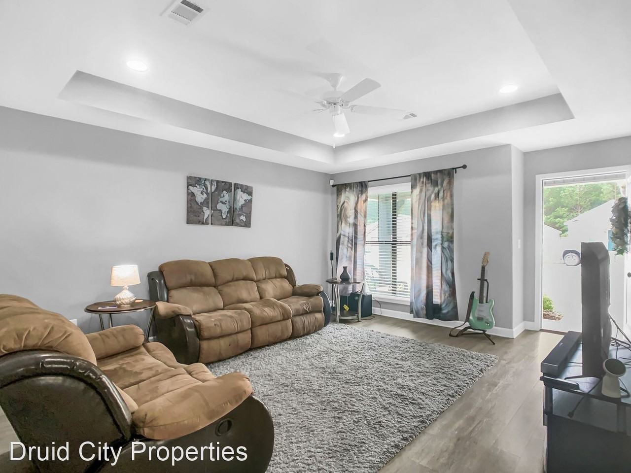 6422 Cooperstown Cir - Photo 3 of 16