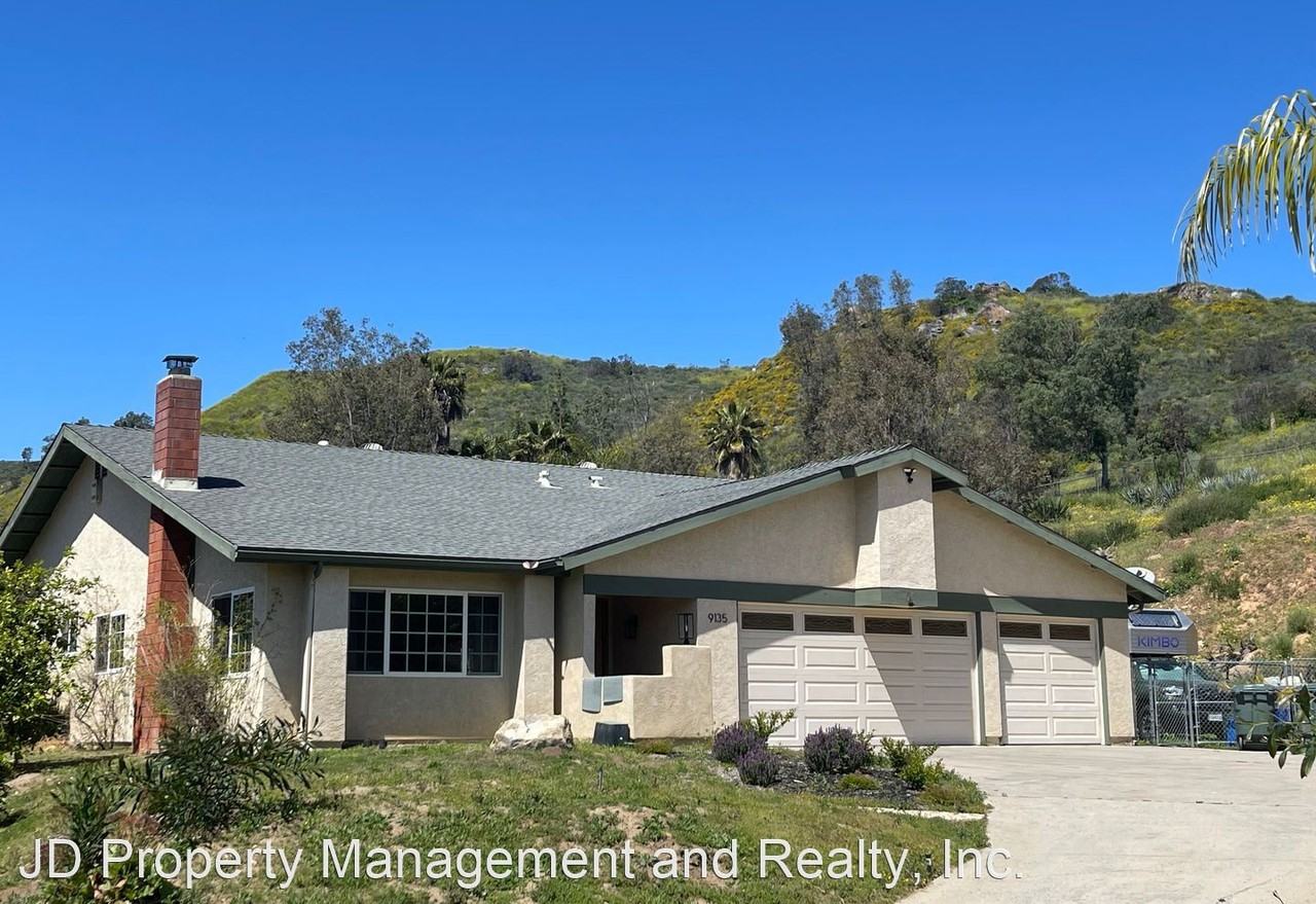 9135 Calle Lucia - Photo 2 of 21