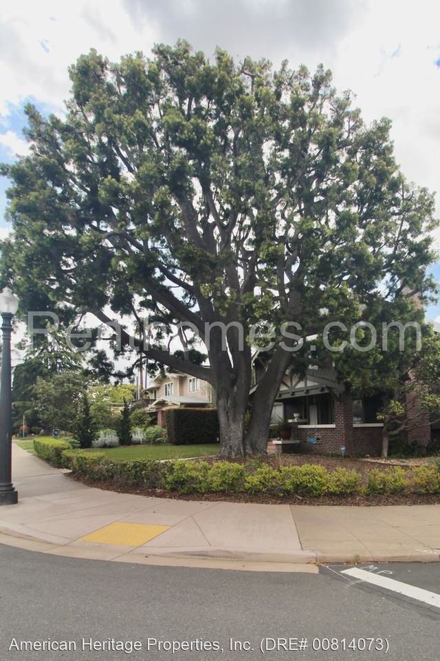1915 Sunset Blvd - Photo 2 of 47