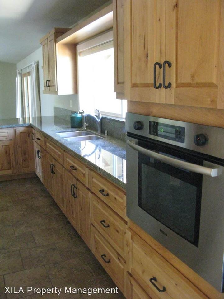 18569 Deerhorn Valley Rd - Photo 3 of 16