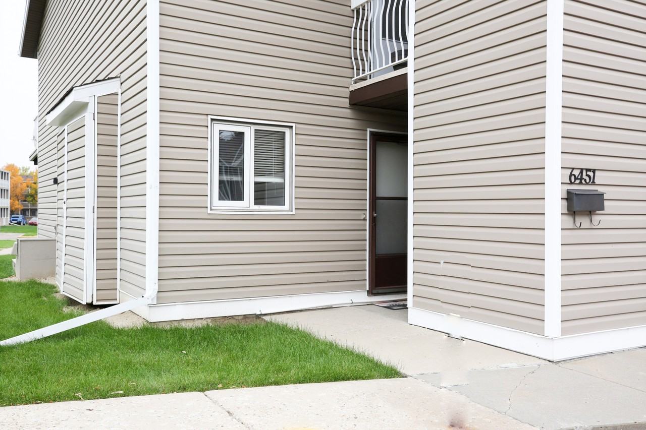 6451 Rochdale Boulevard Apartments 6451 Rochdale Blvd, Regina, SK S4X