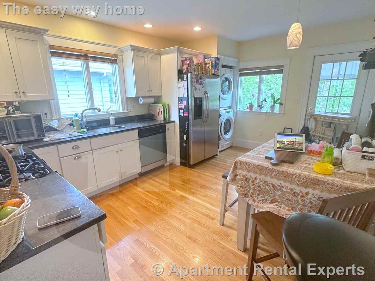 34 Sherborn St - Photo 2 of 10