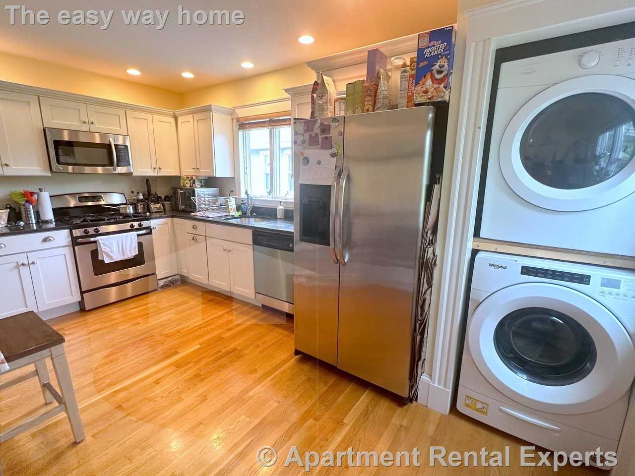 34 Sherborn St - Photo 3 of 10