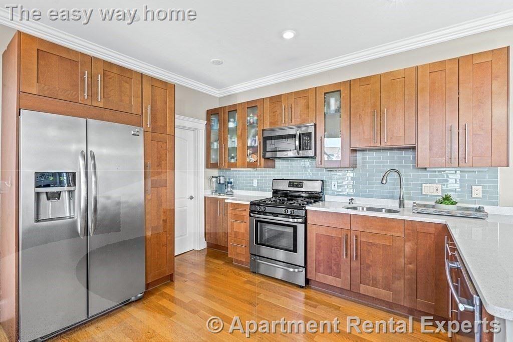 52 Stanley Ave #2 - Photo 2 of 15