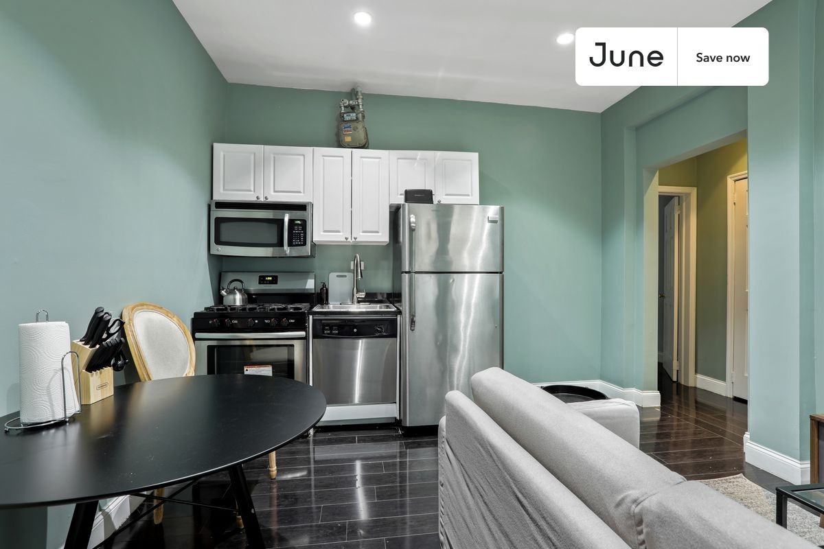 23 E 109th St #1 - Photo 6 of 13