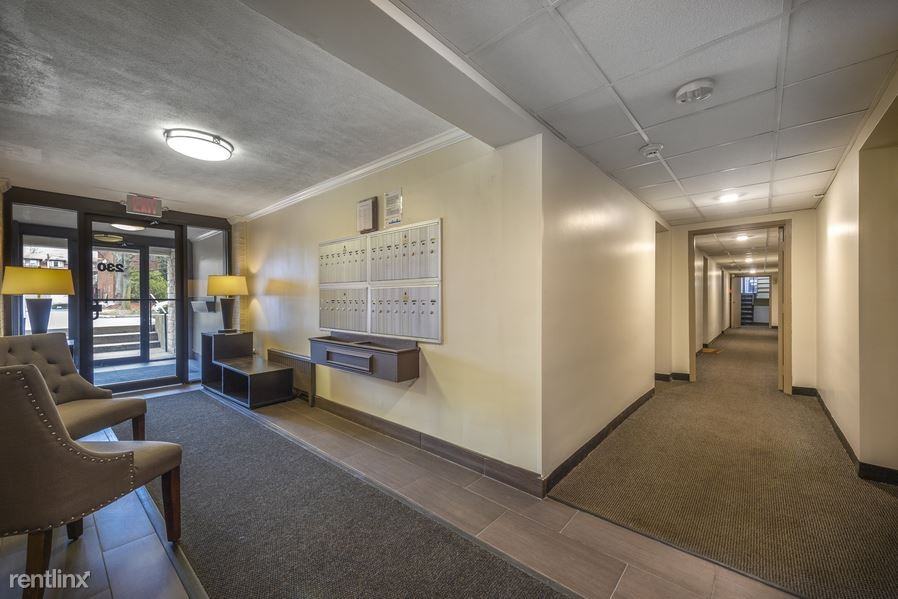 222 Babcock St - Photo 2 of 3