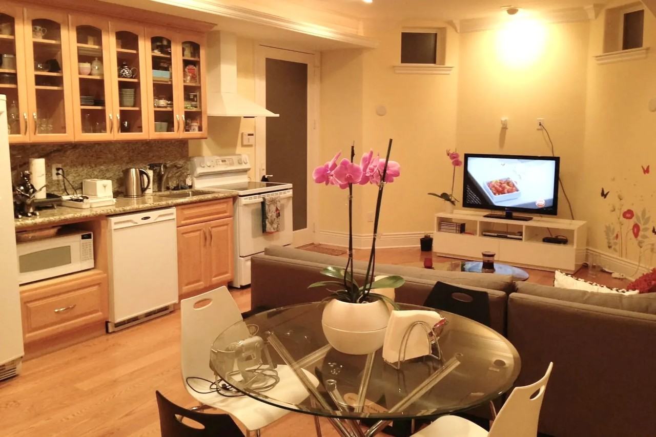 10534 Gascoigne Dr - Photo 2 of 13