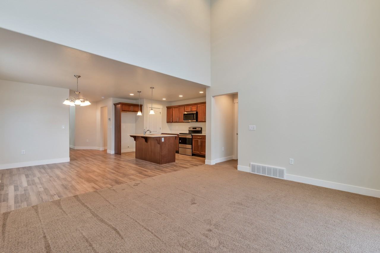 108 N Morning View Dr #1 - Photo 3 of 28