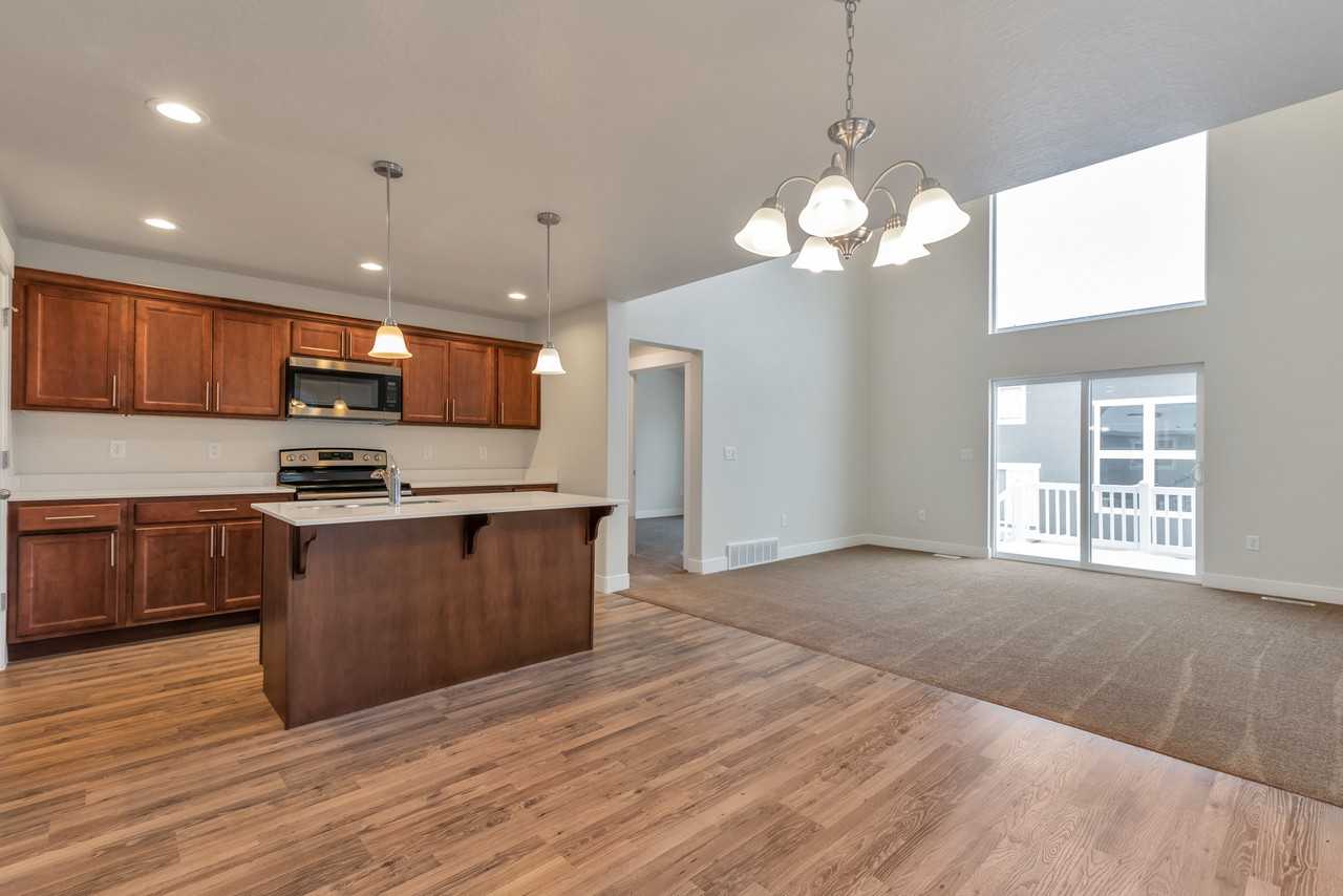 108 N Morning View Dr #1 - Photo 5 of 28