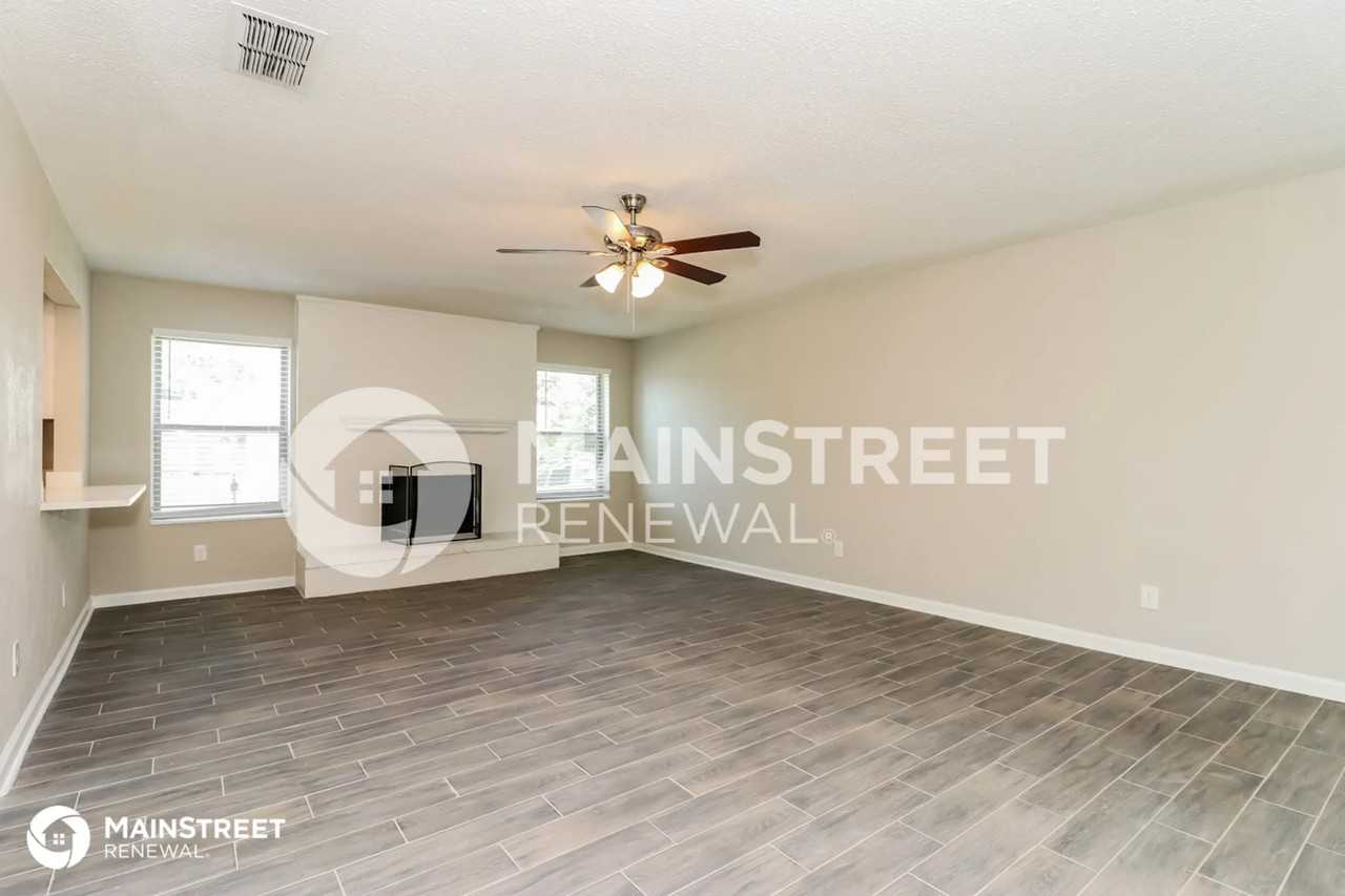 901 Wembley Rd - Photo 3 of 16