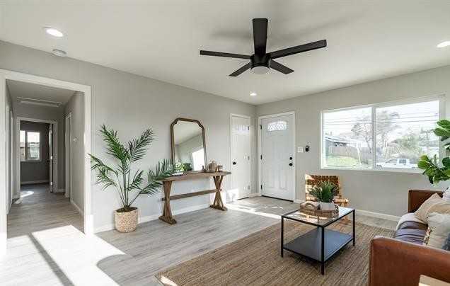 484 Naples St #A - Photo 3 of 11