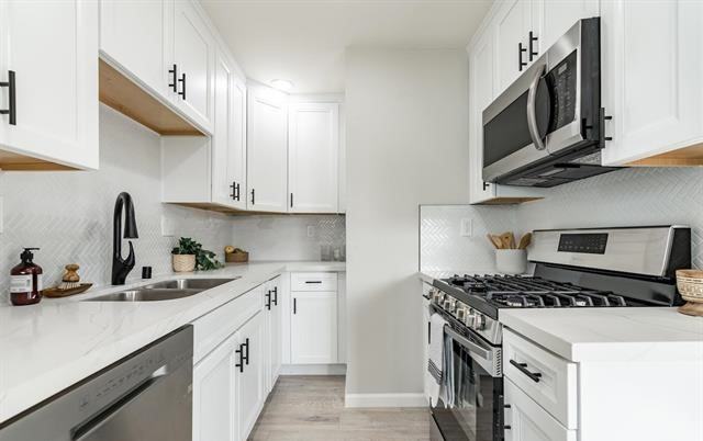 484 Naples St #A - Photo 4 of 11