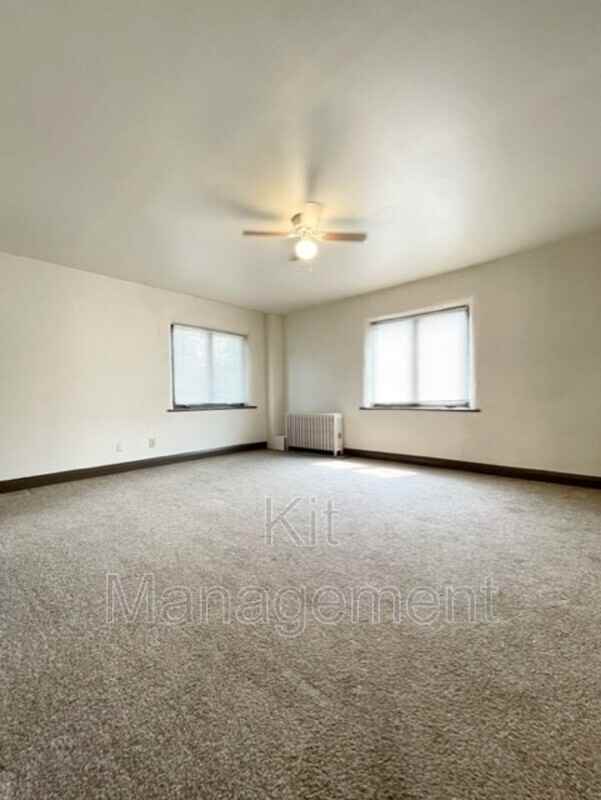 3805 Berkeley Dr #3 - Photo 2 of 7